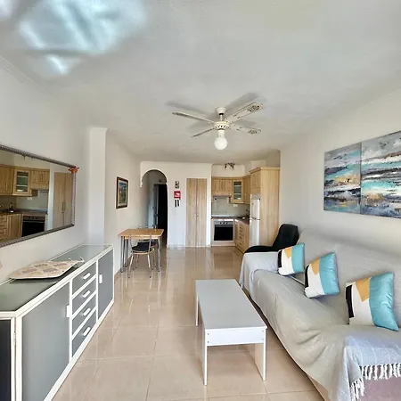 One Bed In Castle Harbour, Los Cristianos C111 Lejlighed